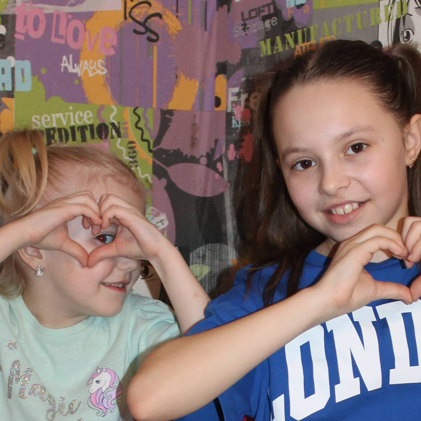 Иконка канала Варя и Кира Стреловы