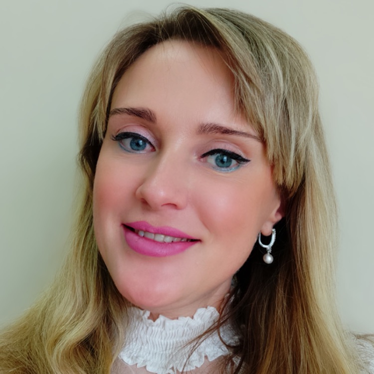 Иконка канала Хиромант-нумеролог  Любовь Васильева