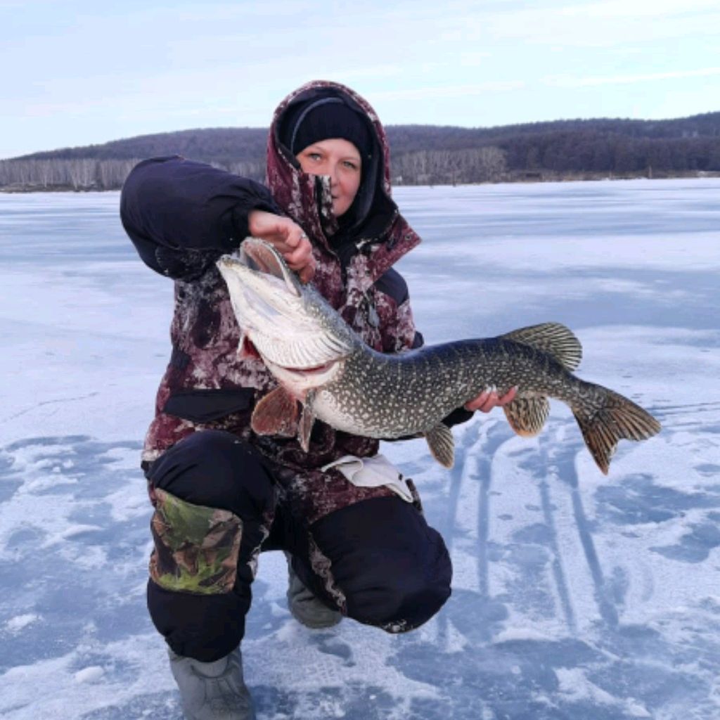 Иконка канала Уралочка на рыбалке.