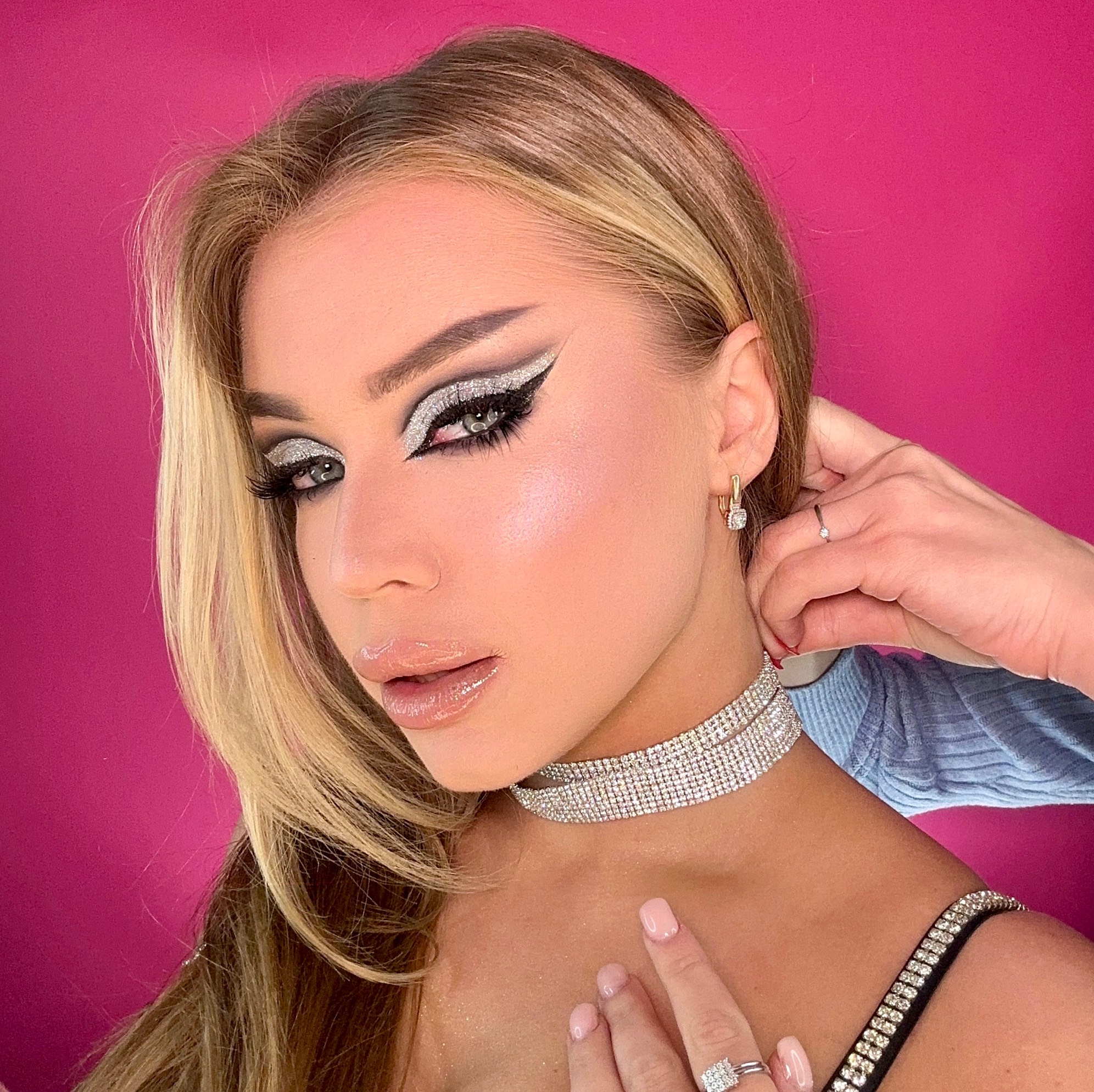 Иконка канала arina__mikheeva