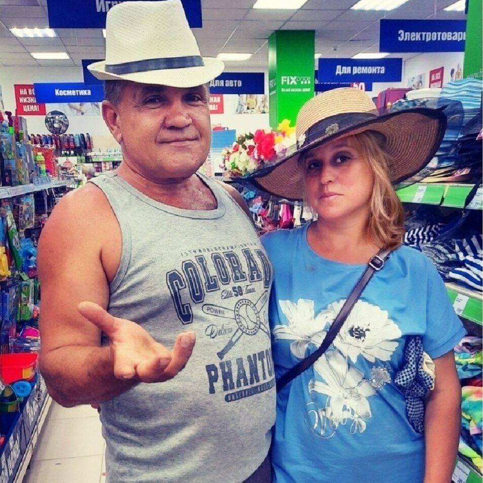 Жизнь в деревне Юра и Лариса