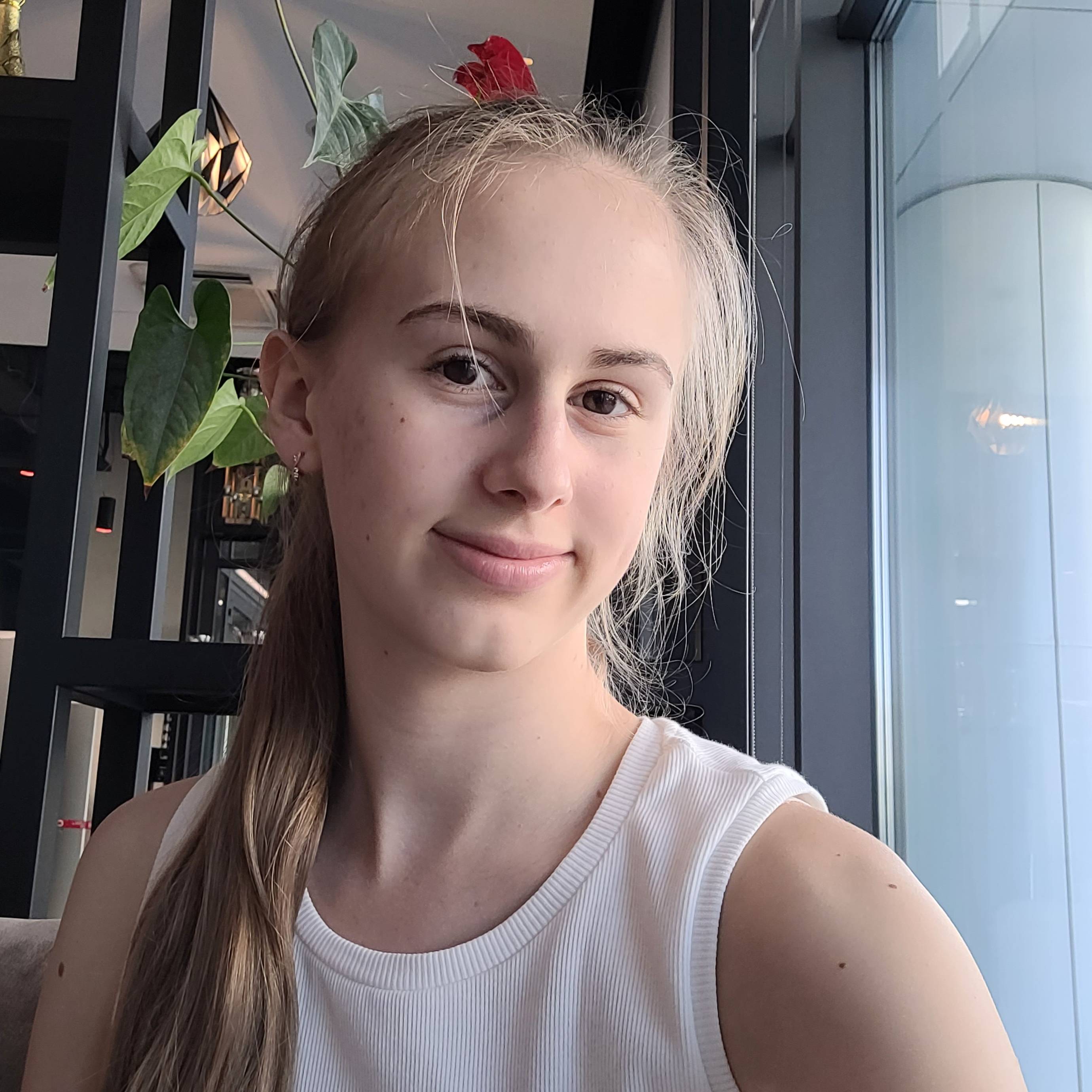 Иконка канала AdelinеStudy