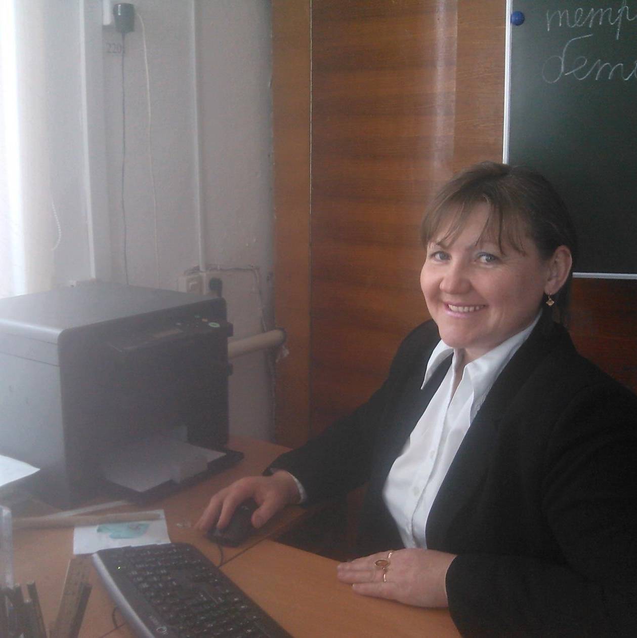 Иконка канала УРОКИ ДЕРЕВЕНСКОЙ ЖИЗНИ