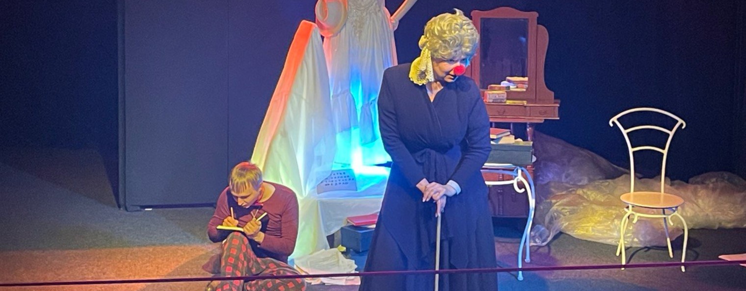 Актриса Ольга Овчинникова