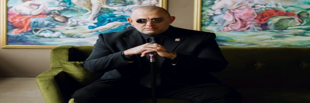 ВЛАДИМИР КОЧУРОВ