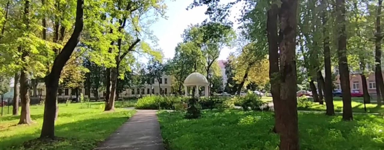 Рисую солнце на снегу