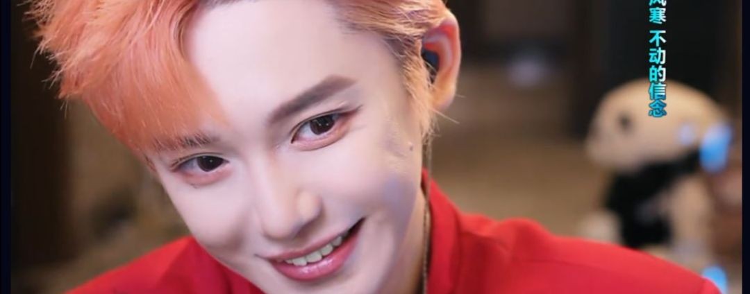 ФЭНФЭН сошёл с ума 峰峰疯了