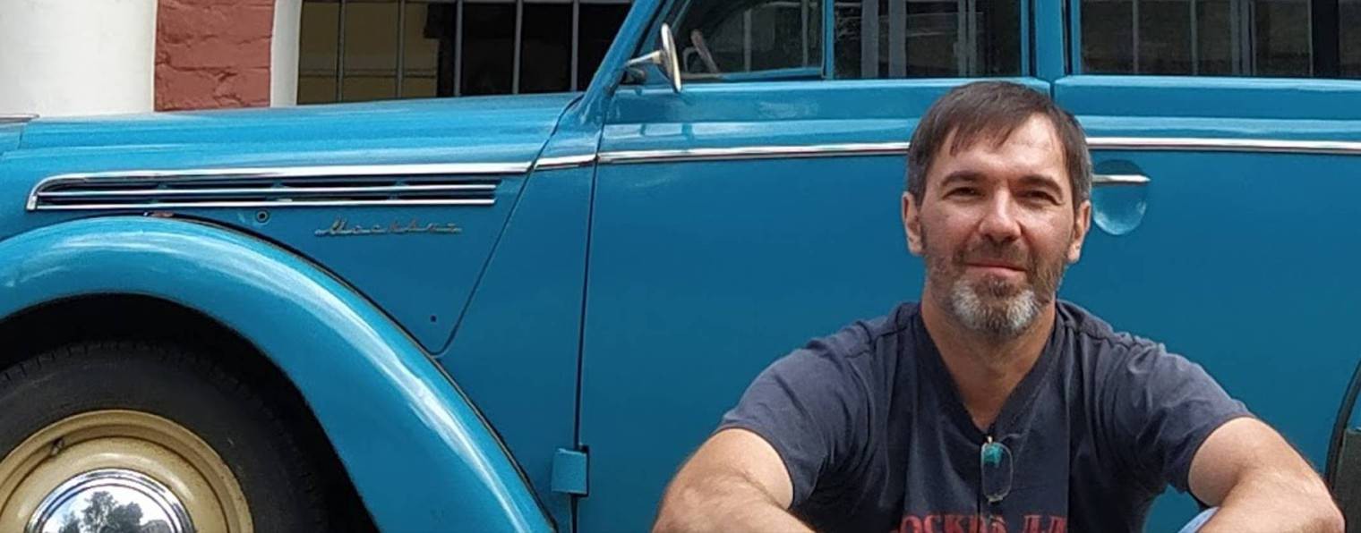 Москвич на Москвичах