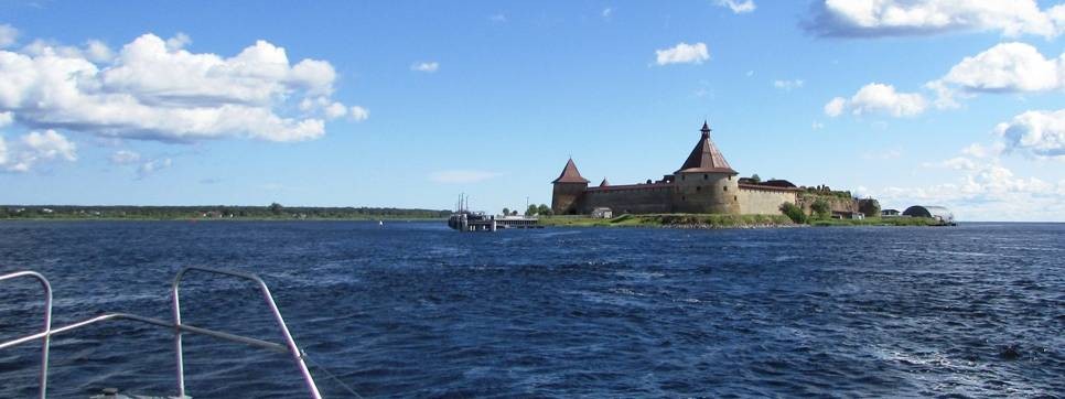 Катер "Бычок"