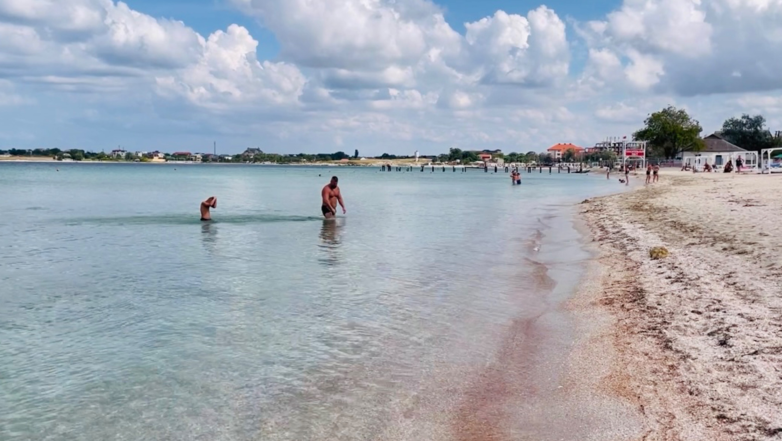 ЧЕРНОМОРСКОЕ 12.09.24  Бархатный сезон😍 Отзывы отдыхающих! Стоит ли сюда ехать?