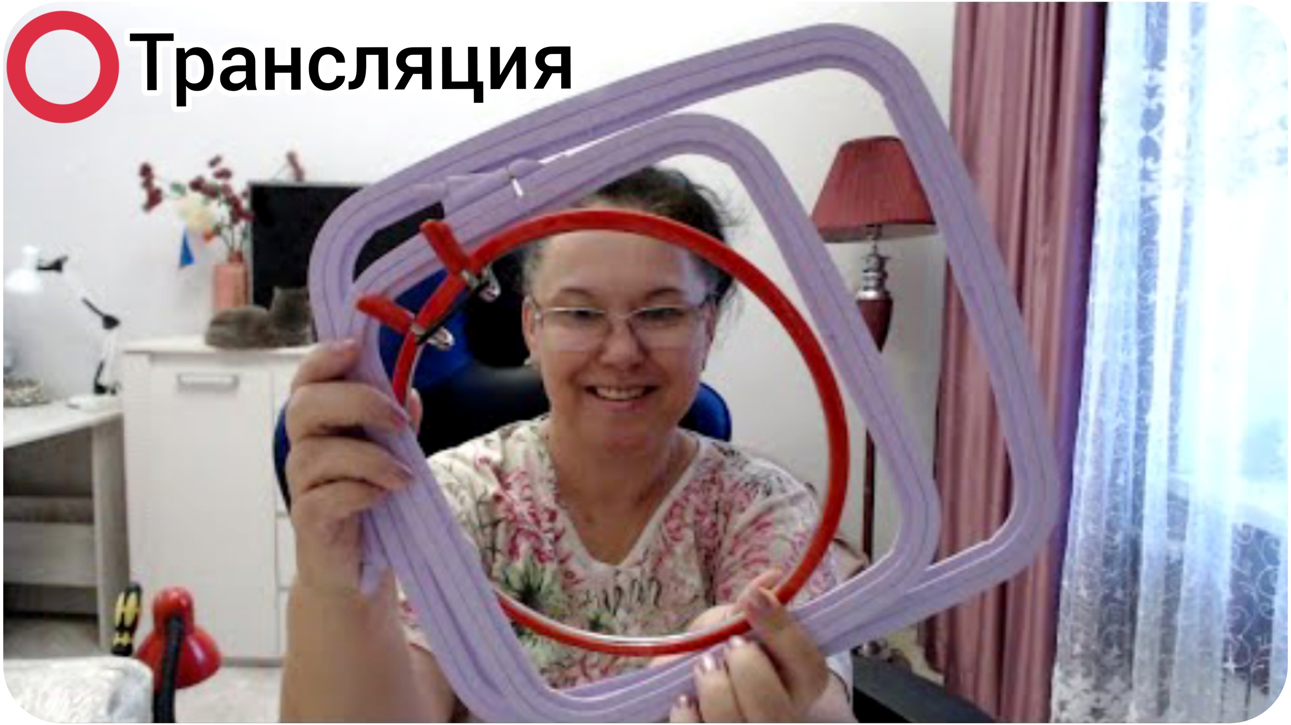 Трансляция о вышивке. Распаковка посылки из Магазин рукоделия  "Пчелка".