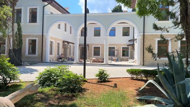 КРЫМ ГАСПРА - пляжи, цены в кафе.  "Ласточкино Гнездо", Санаторий  "Днепр", парк  "Харакс".