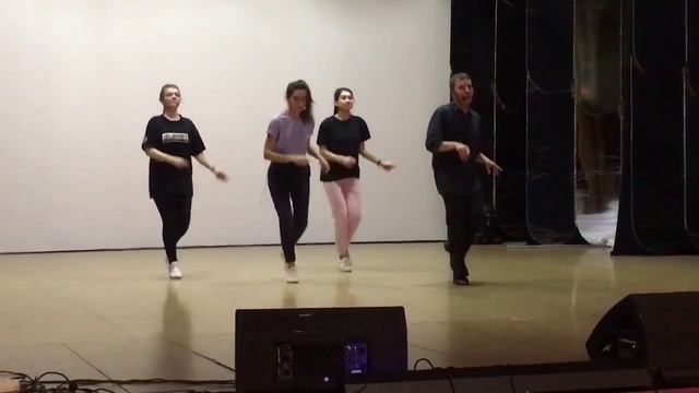 Игорь Шаталов - балетмейстер МБУК "Ансамбль народной музыки "Вишенка"