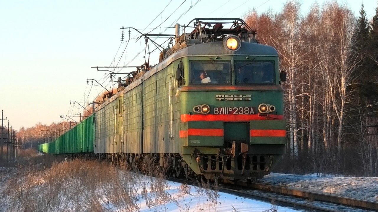 "Зеленый квартет" ВЛ11М-236/238 с грузовым поездом