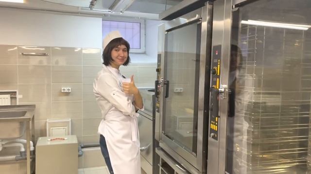 Кулинарный конкурс “Оливье-шоу. Празднование Нового Года в Советский период»