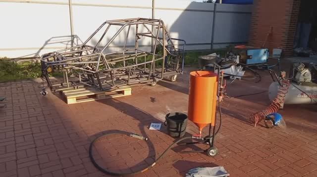 День 8 - проблема с пескоструем, примерка лебедки