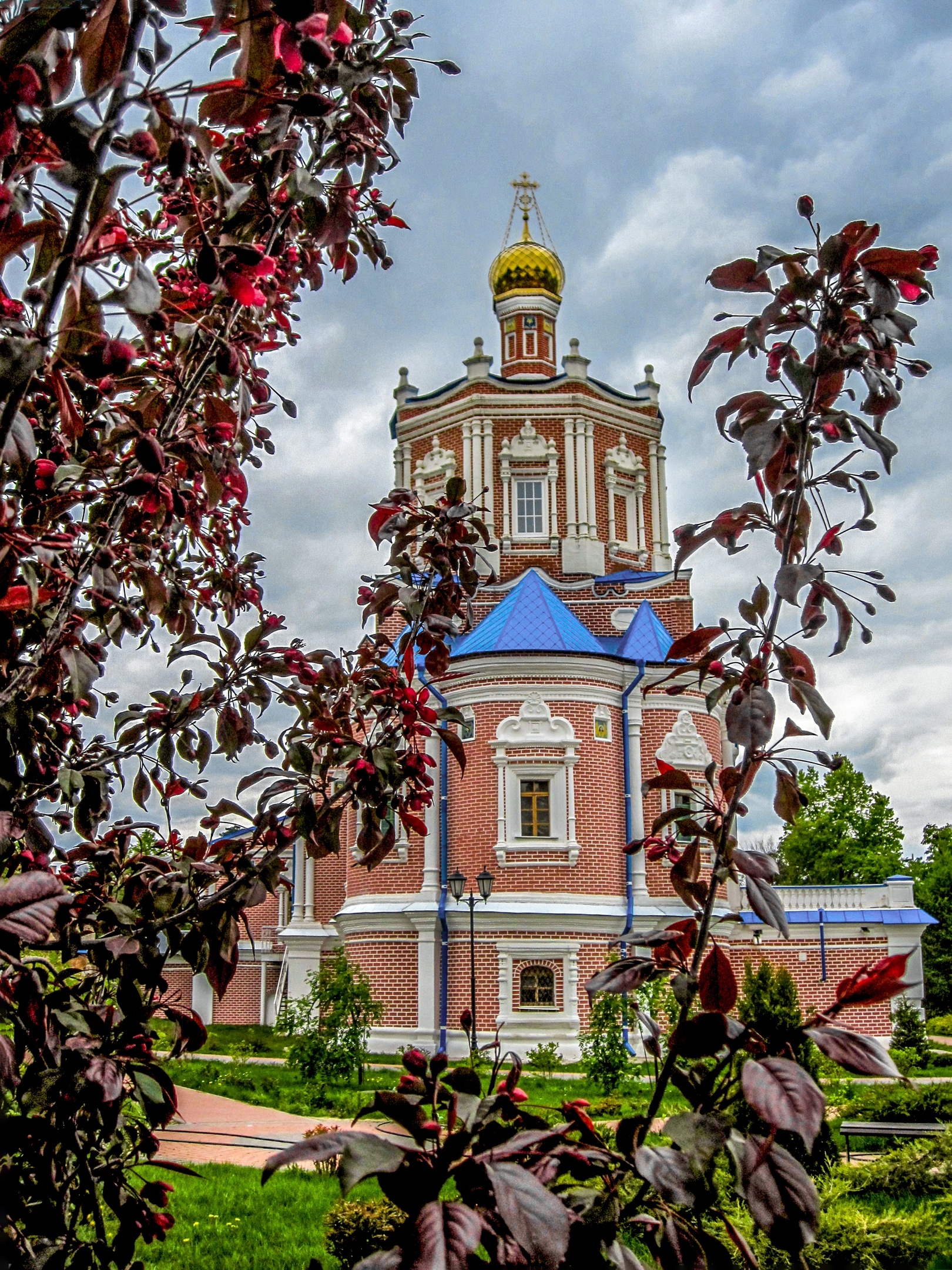 "БЛАГОГОВЕНИЕ"... (Фото Андрея АБАКУМОВА (Рязань), музыка - Eric TINGSTAD Nansy RUMBEL)