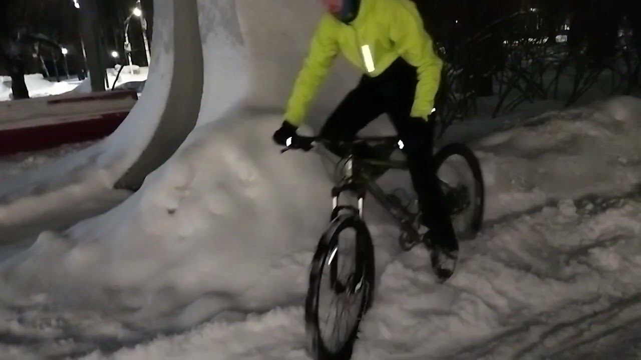 Сквозь сугроб!