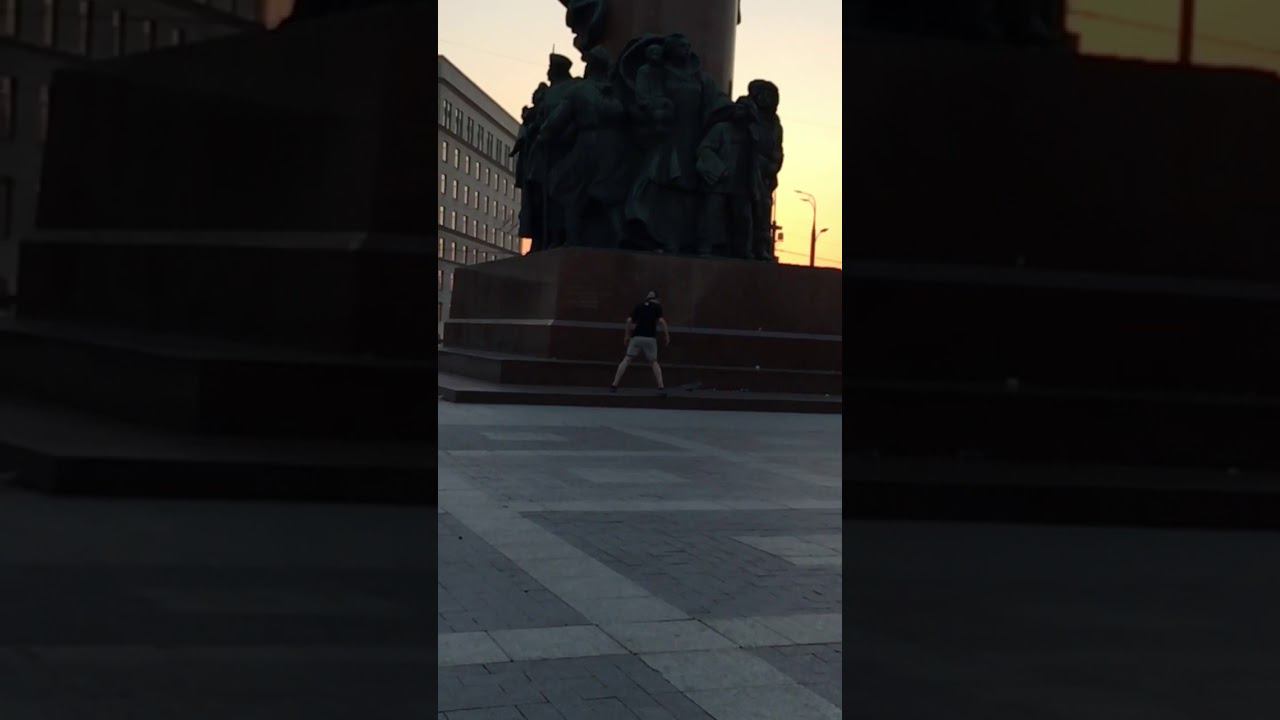 Катание #скейтеров на #Октябрьской #мисис