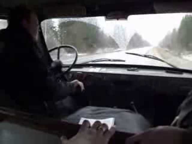 Бухие на "Буханке" штурмуют снежную целину