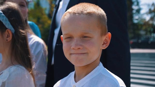 Как справиться с воспитанием, когда у тебя 2 сына и 2 дочери? 8 июля - День семьи