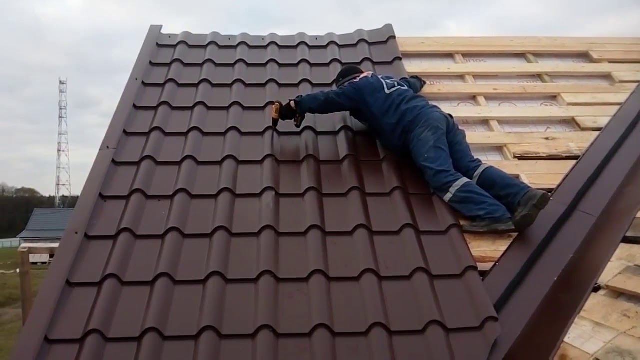 Замена временной кровли на металлочерепицу Kamea