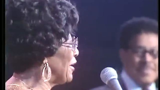 Ella Fitzgerald & Count Basie - A Tisket a Tasket (Norman Granz Jazz in Montreux 1979)