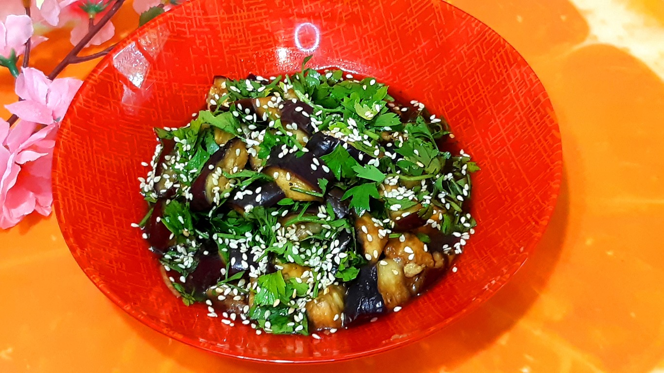 САЛАТ ИЗ БАКЛАЖАН,САМЫЙ БЫСТРЫЙ И ВКУСНЫЙ!.