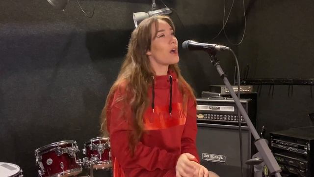 Alisa - Almost Love (Школа вокала Инны Литвин)