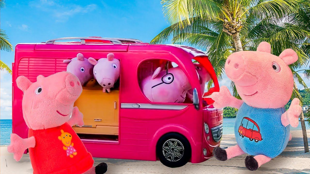 Свинка Пеппа - Мягкие игрушки на МОРЕ в доме на колесах! - Детское видео с игрушками Peppa Pig