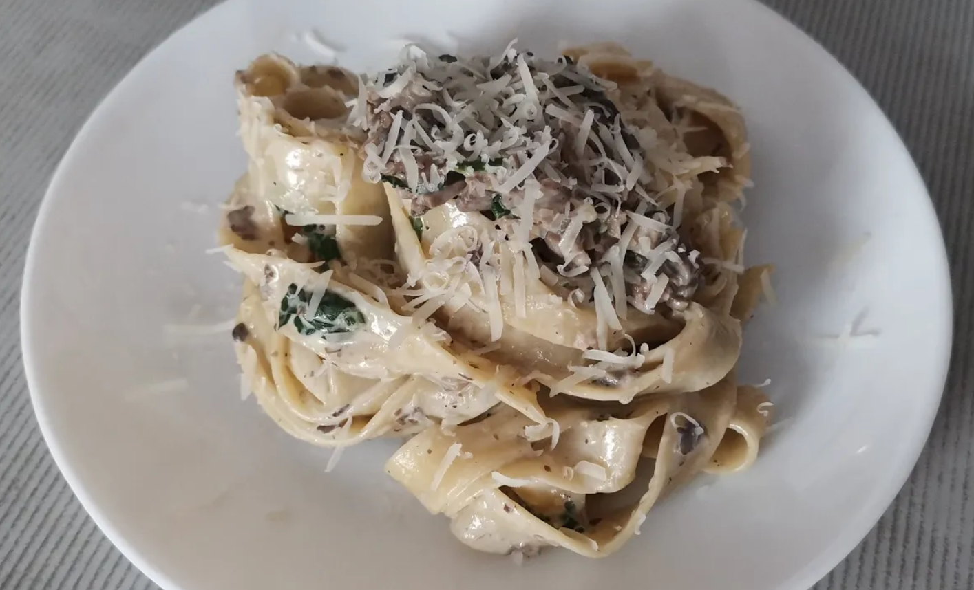 СЛИВОЧНАЯ ПАСТА С ГРИБАМИ И ШПИНАТОМ! Паста с шампиньонами. Рецепт пасты со сливками
