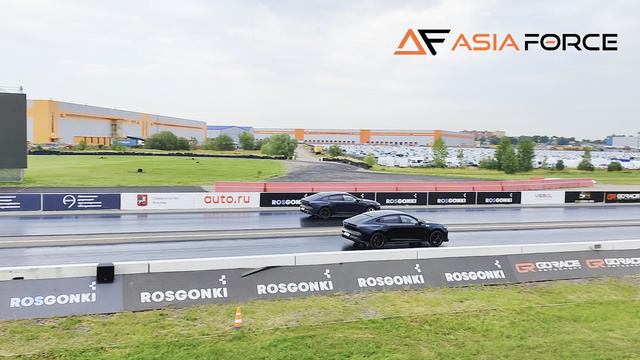 Заезды: Changan UNI-V vs Changan UNI-V