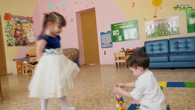 "Амир и Аделина, брат и сестра, мечтают о семье" / "Право на маму" от 11.03.2024