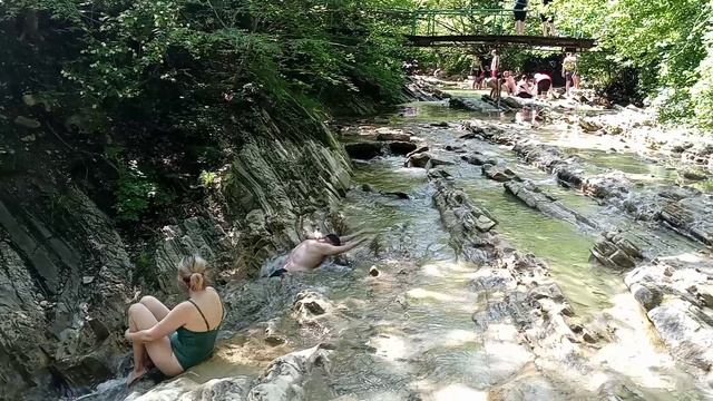 Водопады на реке Жане в Геленджике