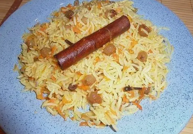 Рис с поджаренным кокосовым орехом.