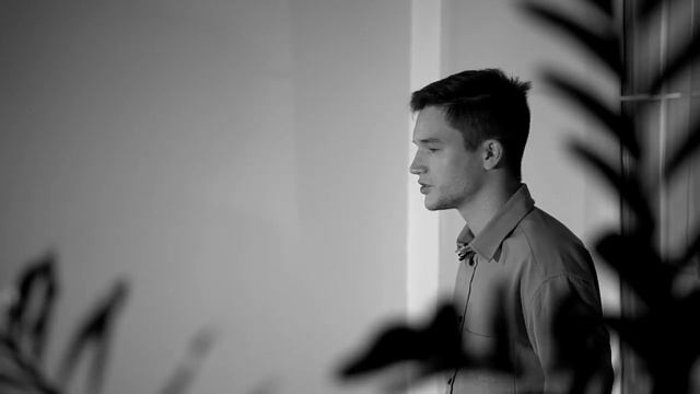 Отпрянув от небесных тел. Автор - Виталия Семенова, Исполнитель - Богдан Волкогон - ИZЮМ - 2021