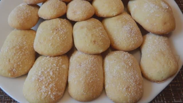 КАК ПРИГОТОВИТЬ ПЕЧЕНЬЕ ДАМСКИЕ ПАЛЬЧИКИ САВОЯРДИ