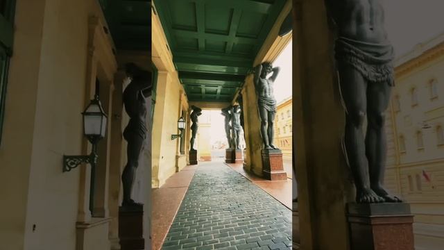 Атланты Эрмитажа ?