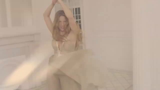 Shakira's dance .Video mix.