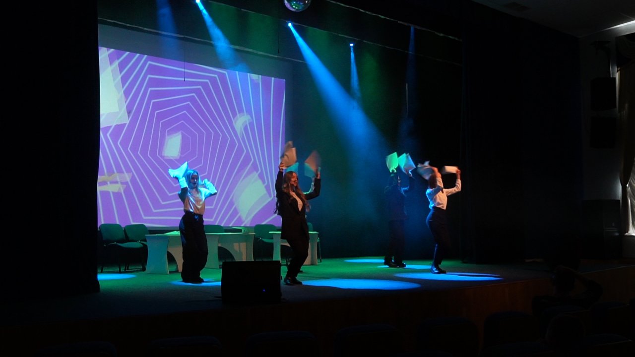 Жить по-студенчески!