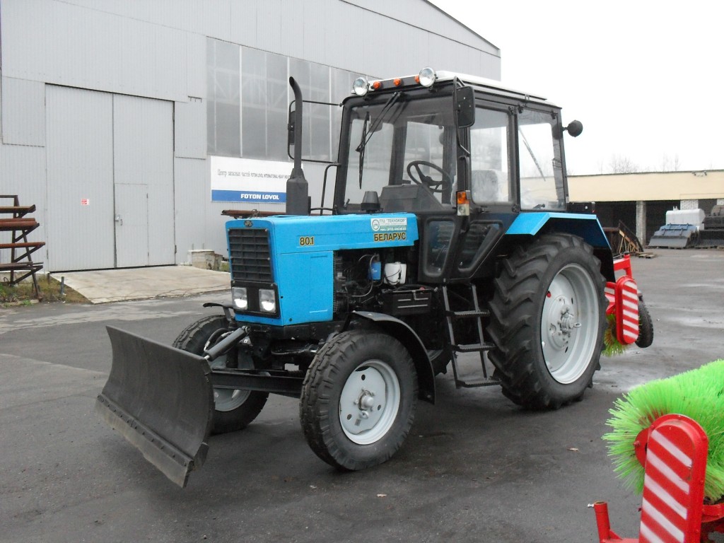 МТЗ 80 из картона.mp4