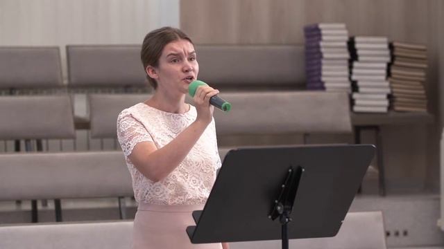 У креста положу своё сердце, как розу..