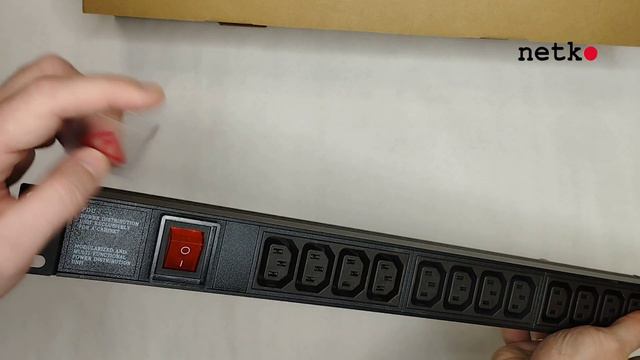 58914 Блок розеток 19", 16А, 12 розеток, без шнура, выключатель, 1U, металлический корпус,  чёрный