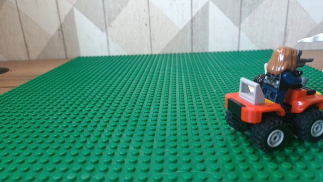 Монстры против людей 
7 серия 😺👍