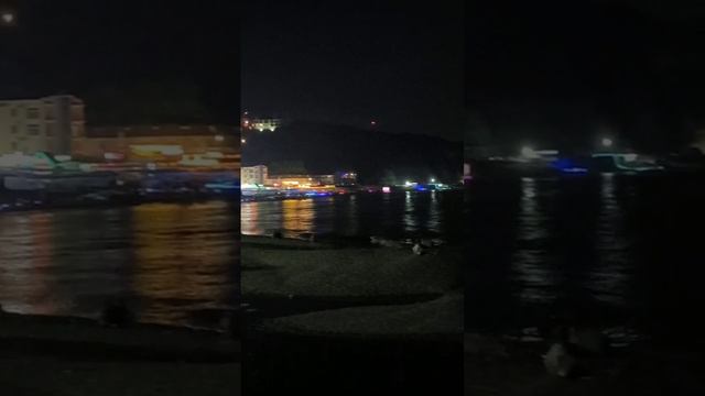 Вечерняя набережная 🎆🎇 Туапсе