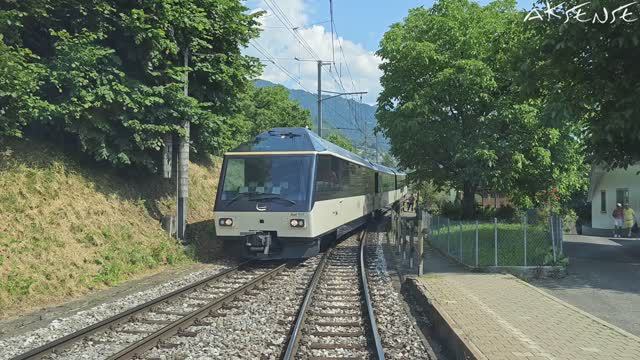 Обзор машиниста поезда в 4K, HDR - От Монтре до Монбовона - Панорамный поезд Goldenpass в Швейцарии.