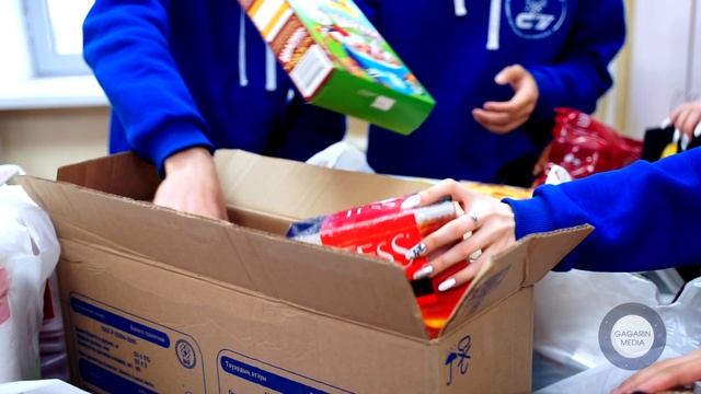 Политеховцы передали нуждающимся семьям пасхальные подарки.mov