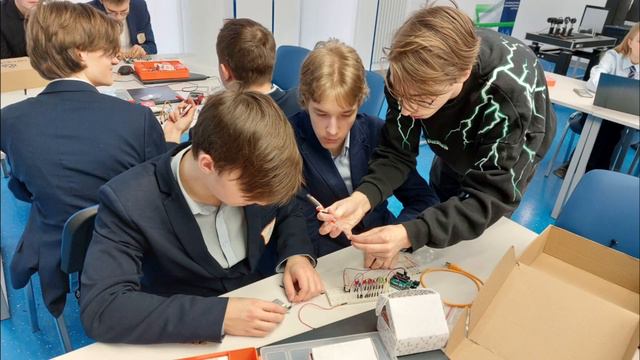 Инженерные классы:  "Морская робототехника" и "Компьютерное моделирование и проектирование"