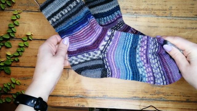 Обзор носочков. Навязала.