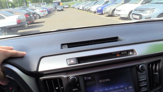 КОМПАКТНЫЙ ЯПОНСКИЙ КРОССОВЕР 2017 ТОЙОТА РАВ 4